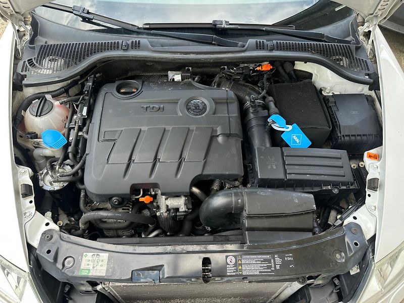 Škoda Octavia (2012) RS 2,0TDI 125kw DSG - fotka 32 z 32