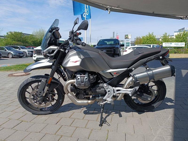 Moto Guzzi V 85 TT (2025) V 85 Strada Grigio Brera - fotka 5 z 10