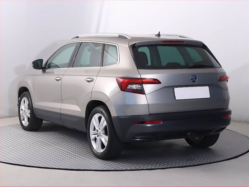 Škoda Karoq (2018) 2.0 TDI, 4X4, Automat - fotka 4 z 18