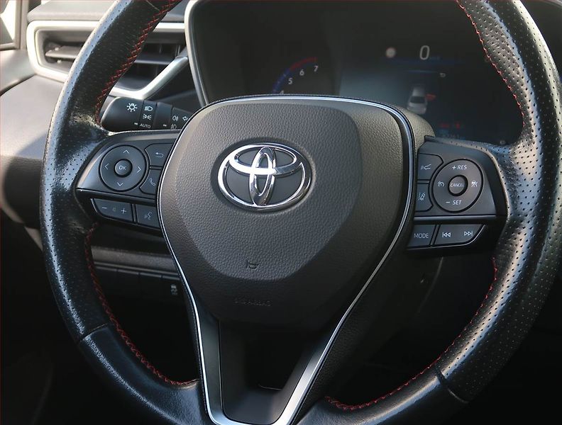 Toyota Corolla (2022) GR Sport 1.8 Hybrid, Hybrid - fotka 21 z 21