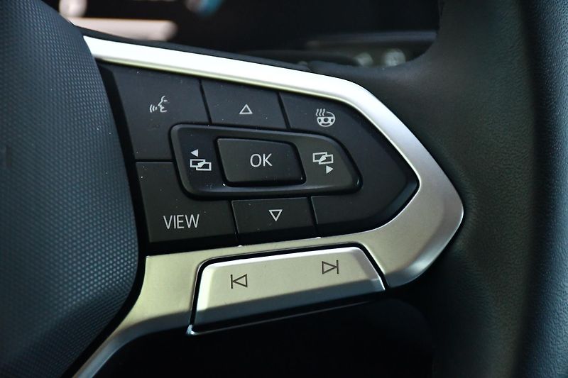 Volkswagen Touareg 3.0TDI 2.SADA KOL ČR - fotka 29 z 54