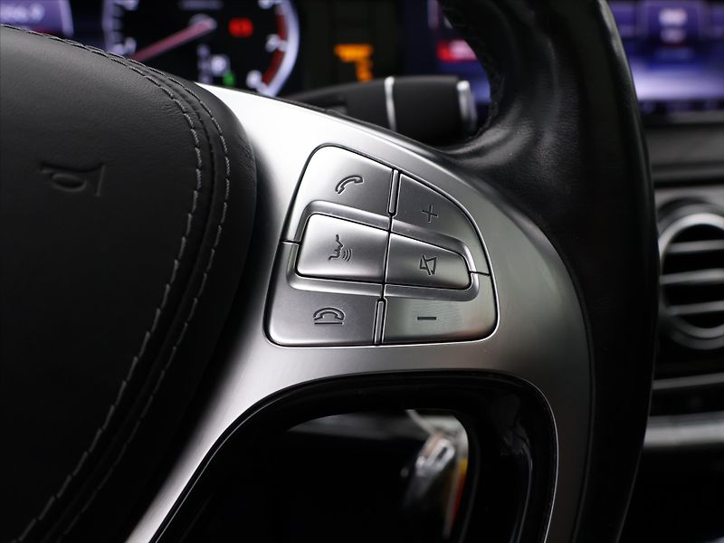Mercedes-Benz Třídy S 4,7 500 Maybach 4M 335kW CZ DP - fotka 23 z 35