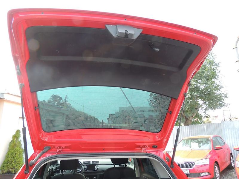 Škoda Fabia (2020) 1.0,Combi,Style,1.majČR,tažné - fotka 8 z 24