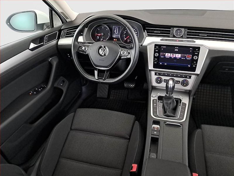 Volkswagen Passat (2017) Comfortline 2.0 TDI, Automat - fotka 7 z 19