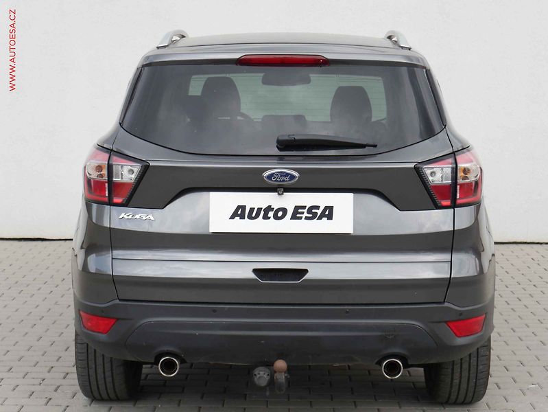 Ford Kuga (2017) 1.5TDCi, ČR, Navi, xenon - fotka 5 z 23