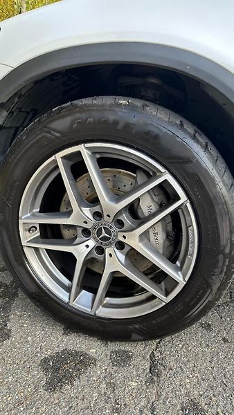 Mercedes-Benz GLC (2017) Coupé 250 d 4M AIR AMG Line - fotka 13 z 18