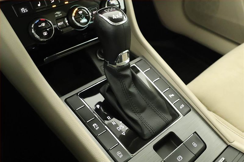 Škoda Superb (2022) Style 2.0 TSI - fotka 10 z 19
