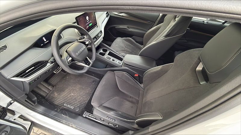 Škoda Elroq (2025) 63 KWH Sportline 60 - fotka 19 z 25