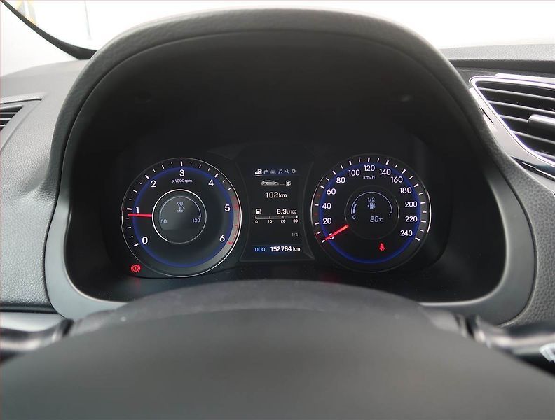 Hyundai i40 (2017) 1.7 CRDi, Serv.kniha, Navi - fotka 11 z 20