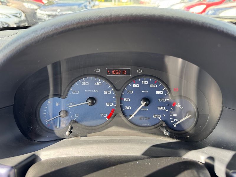 Citroën Berlingo (2004) 1.6 16V - fotka 16 z 25