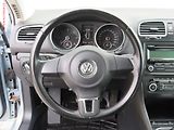 Volkswagen Golf (2011) 1.6 TDi, Panor, výhřev sed - náhled 17