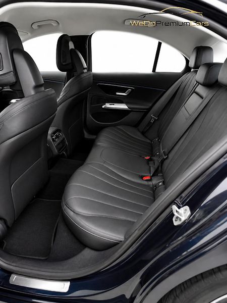 Mercedes-Benz Třídy E E 220d 4M - fotka 16 z 16