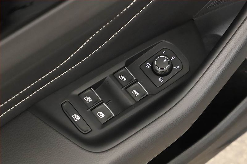 Volkswagen Arteon (2022) Elegance 1.5 TSI - fotka 16 z 16