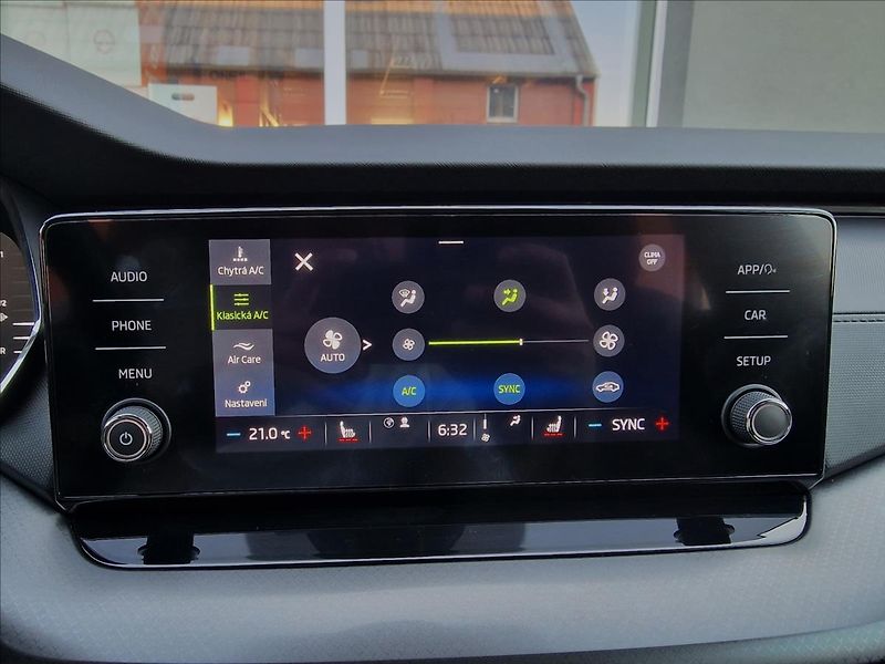 Škoda Octavia 2.0TDI Combi, původ ČR,1.Maj. - fotka 34 z 50