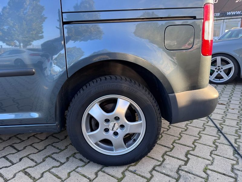 Volkswagen Caddy (2005) 2,0SDI 51KW 7 MÍST 2X ŠOUPAČKY - fotka 15 z 50