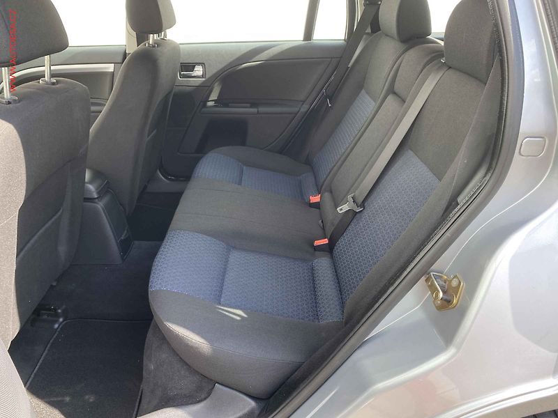 Ford Mondeo (2007) 1.8i, Futura X, +ALU - fotka 10 z 13