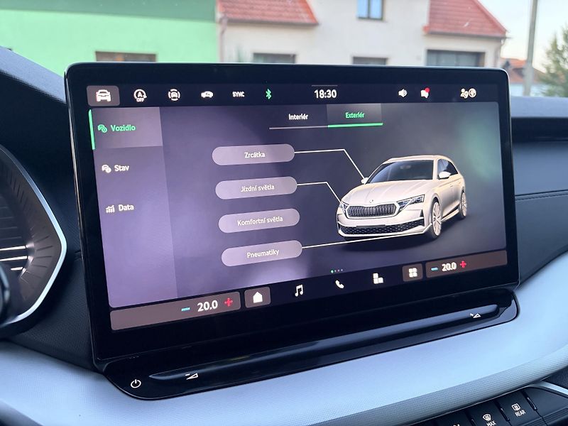 Škoda Octavia 2.0 TDI DSG LED VIRTUAL - fotka 38 z 53