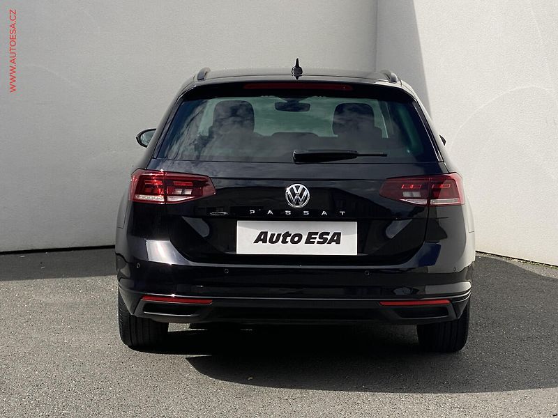 Volkswagen Passat (2019) 2.0 TDi, Business, DSG, LED - fotka 5 z 19