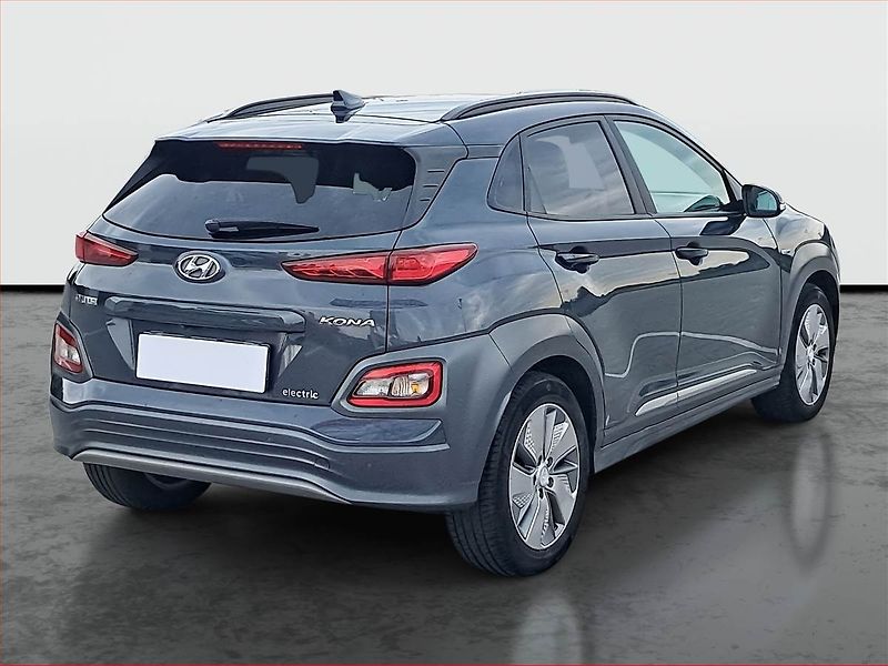 Hyundai Kona (2019) Electric 64 kWh, SoH 96% - fotka 5 z 21