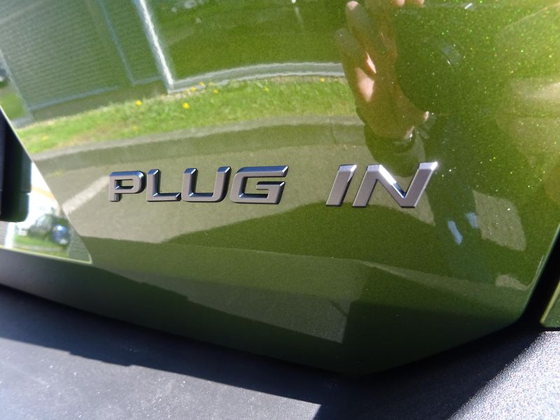 Peugeot 408 (2026) GT Plug-in HYBRID 240 e-DCS7 - fotka 51 z 55