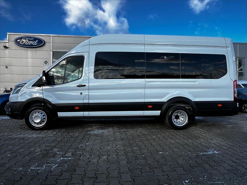 Ford Transit (2025) 2,0 EcoBlue BUS 18míst AUT L4 - fotka 2 z 37
