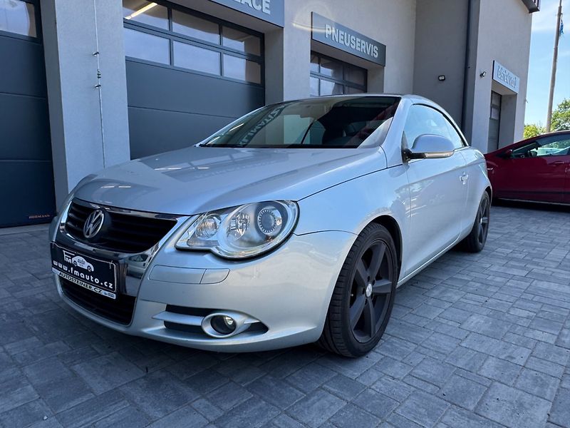 Volkswagen EOS (2006) 2.0 FSi - fotka 2 z 35