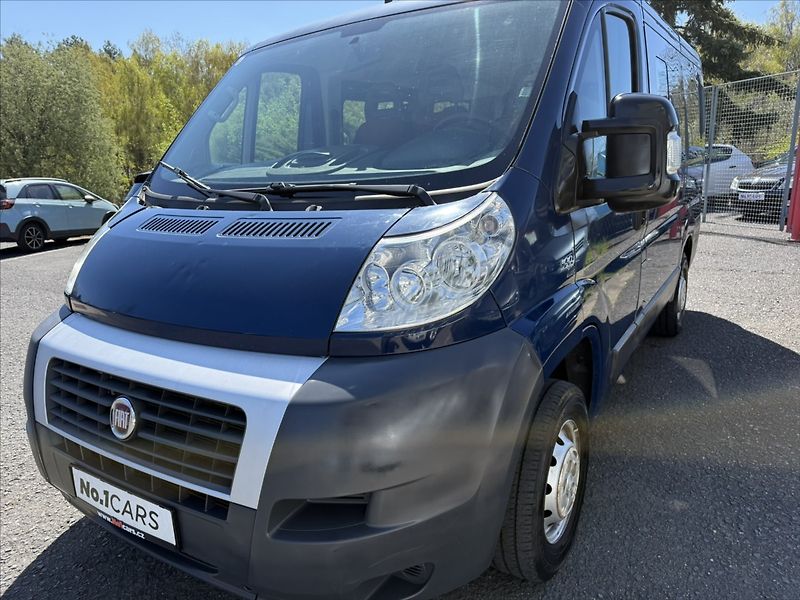Fiat Ducato 2,2   JTD 69.000KM TAŽNÉ 9 MÍS - fotka 24 z 25