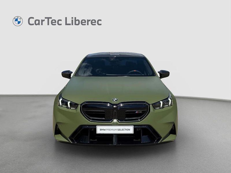 BMW M5 - fotka 16 z 23