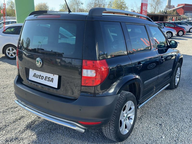 Škoda Yeti (2011) 2.0TDi 4x4, Ambition - fotka 4 z 17