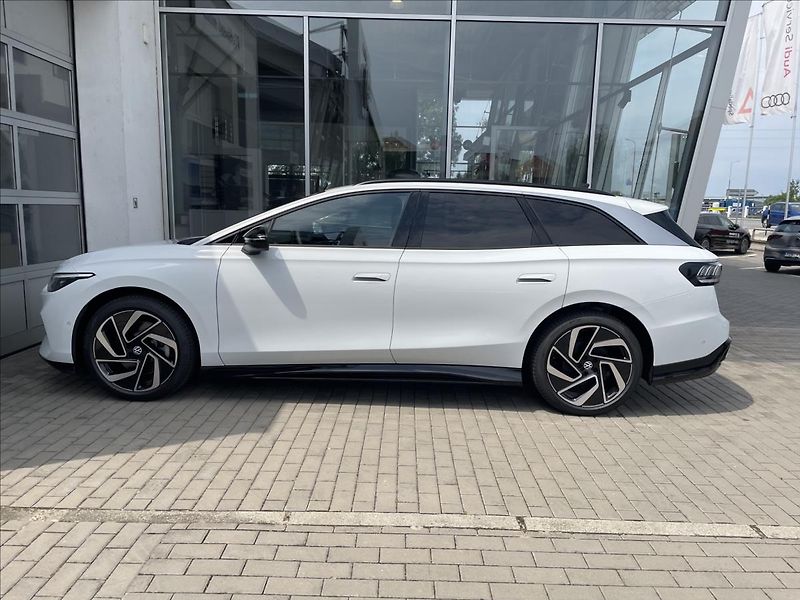 Volkswagen ID.7 Tourer (2024) 210 kW 77kWh  Pro - fotka 10 z 15