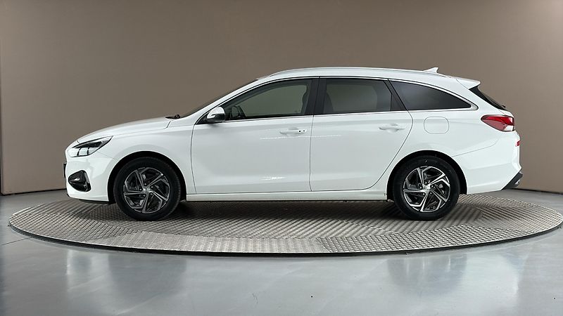 Hyundai i30 1.0 T-GDI Smart Kombi - fotka 4 z 27