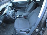 Volkswagen Passat 1,6TDI-77KW- 6-RYCHLOSTÍ - náhled 13
