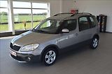 Škoda Roomster 1,2 TSi, 1.maj,SCOUT,digiklima - náhled 1