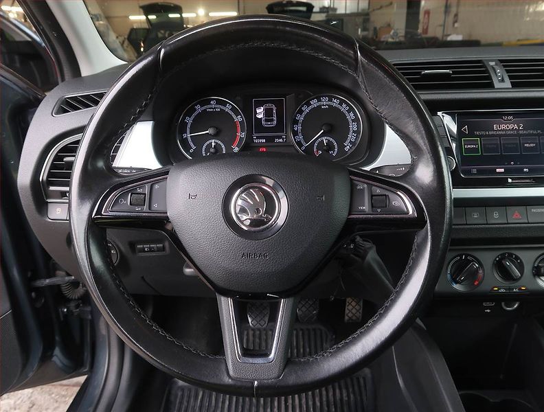 Škoda Fabia (2019) 1.0 TSI, Tempomat - fotka 19 z 19