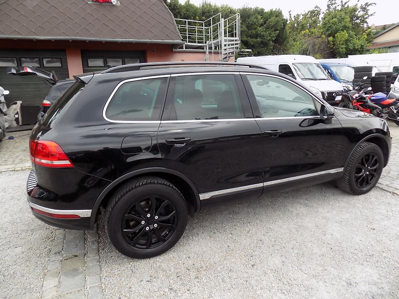 Volkswagen Touareg 3,0TDI 193 KW 4X4 DSG - fotka 9 z 51