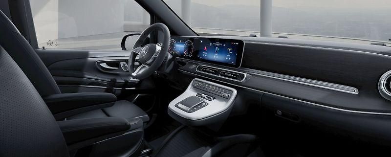 Mercedes-Benz Třídy V (2026) V 300 d 4M L  - fotka 7 z 10