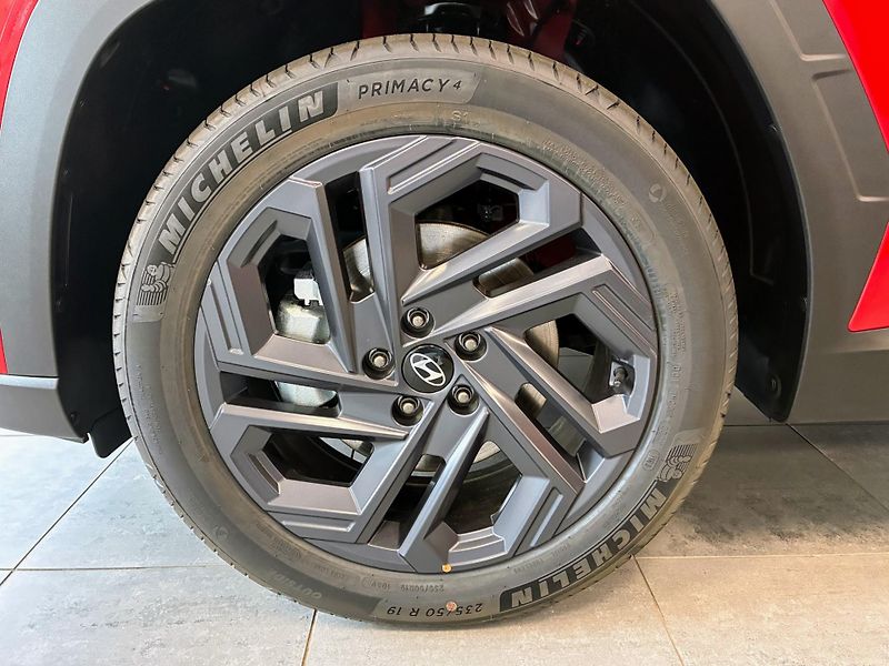 Hyundai Tucson 1,6 T-GDi 110kW GO CZECH + - fotka 19 z 19