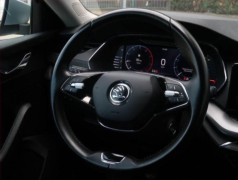 Škoda Octavia (2023) Ambition 2.0 TDI - fotka 16 z 18