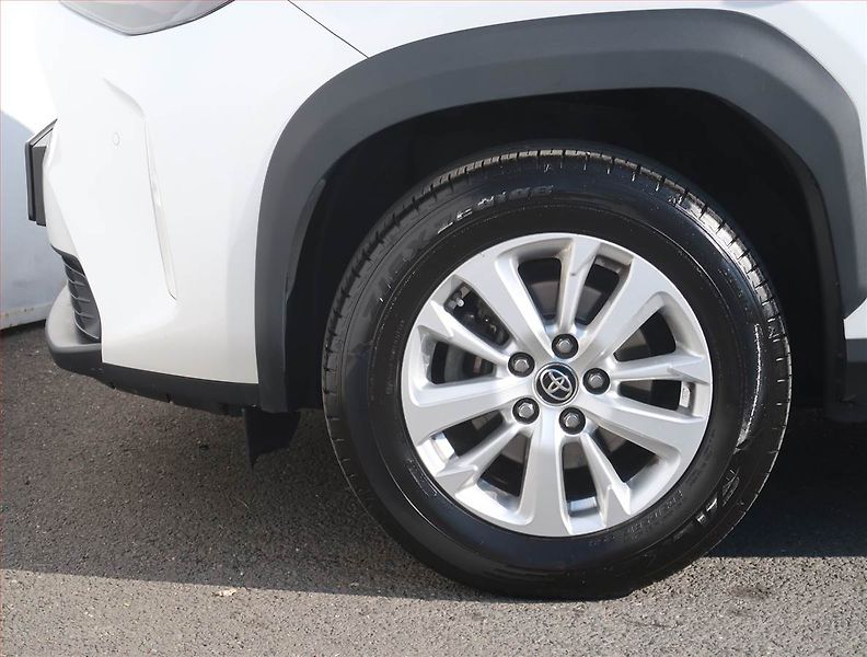 Toyota Yaris Cross (2023) Comfort 1.5 VVT-i, Automat - fotka 15 z 22