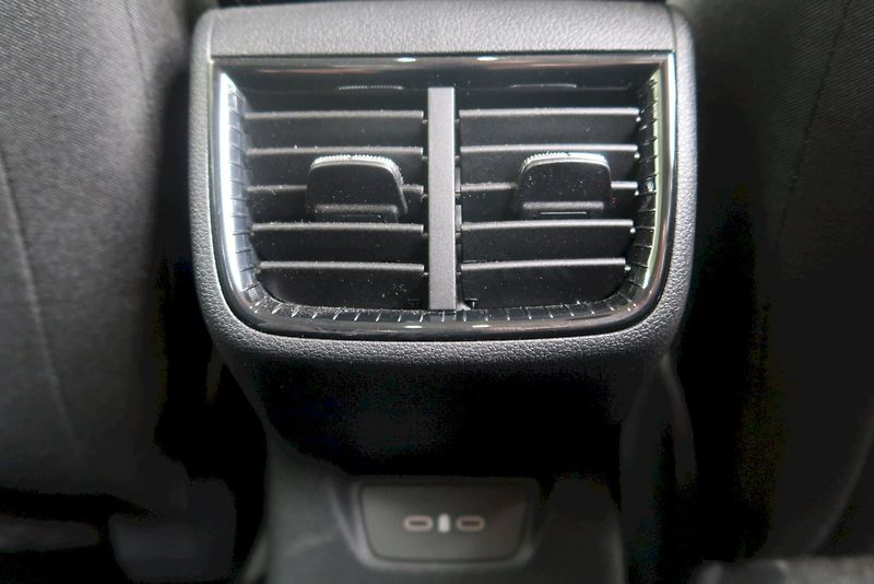 Škoda Fabia (2025) Top Selection 1.0 TSI 85 kW DS - fotka 30 z 30