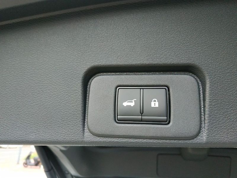 Nissan X-Trail E-POWER e-4ORCE TEKNA SKLADEM - fotka 28 z 28