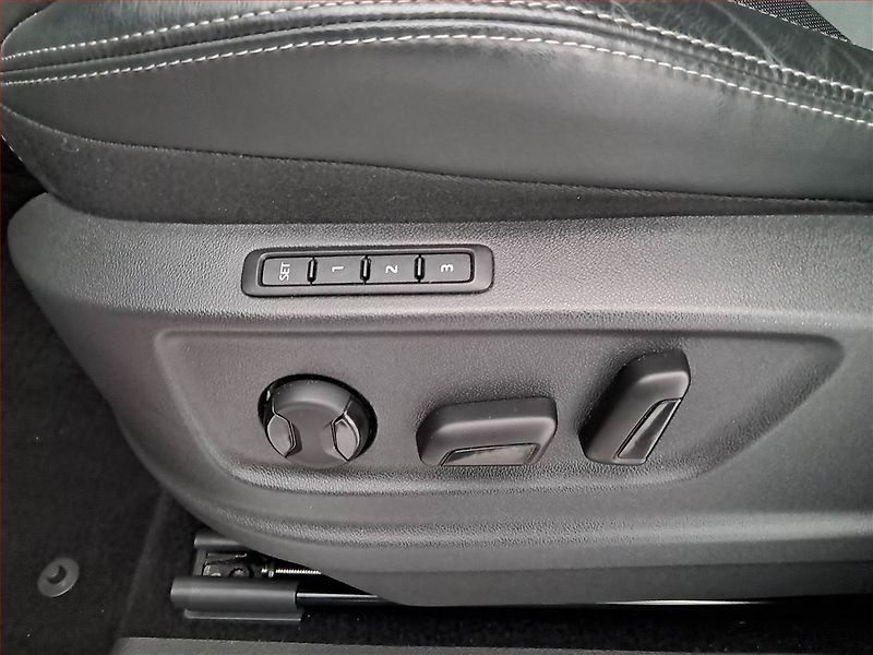 Škoda Kodiaq (2022) 2.0 TDI - fotka 19 z 21