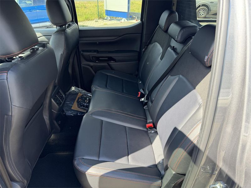 Ford Ranger (2026) Wildtrak, Dvojkabina, 2.3 EcoB - fotka 13 z 22