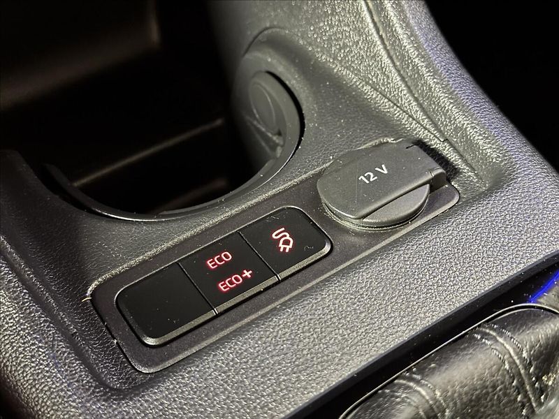 Volkswagen e-up! 61kW Move LED Kamera APP - fotka 37 z 40