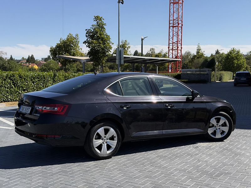 Škoda Superb (2018) 2.0 TDi 110 kw/Style - fotka 4 z 20