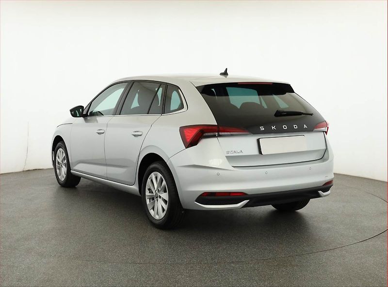 Škoda Scala (2025) 1.0 TSI, Top Selection, FullLe - fotka 4 z 17