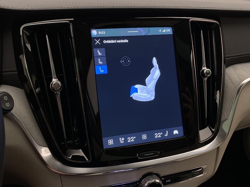 Volvo V60 T6 AWD BRIGHT ULTRA - fotka 65 z 66