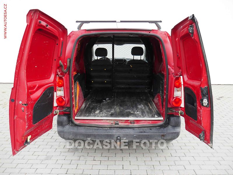 Citroën Berlingo (2009) 1.6i, ČR, TZ - fotka 7 z 12