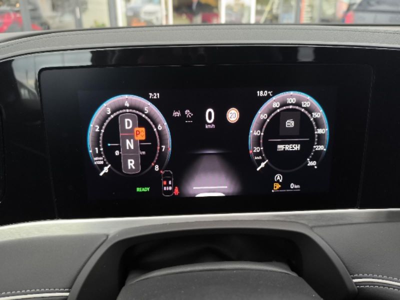 Volkswagen Passat Elegance 1,5 eTSI 110 kW mHEV - fotka 11 z 24