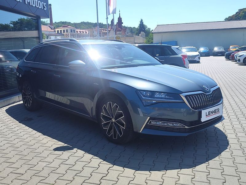 Škoda Superb 2.0 TDI/147kW 4x4 L&K DSG - fotka 3 z 39